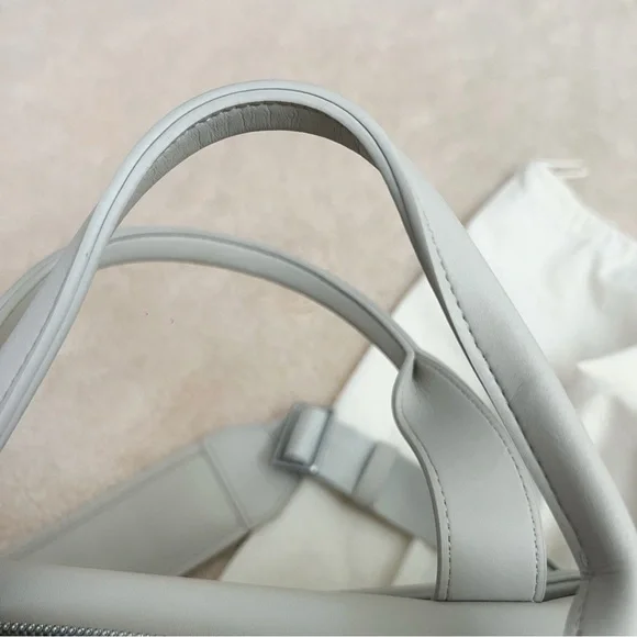 *sold* Monos Metro Duffle - Picture 11 of 11